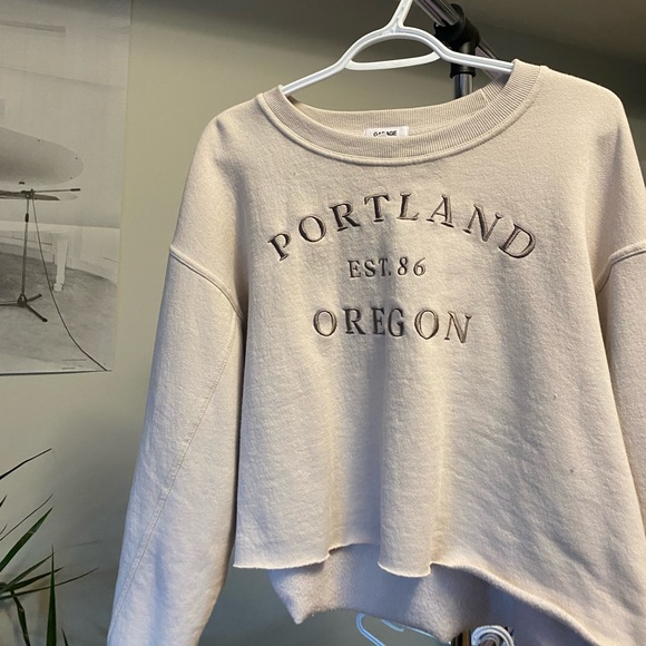 Embroidered Crewneck - Picture 1 of 4